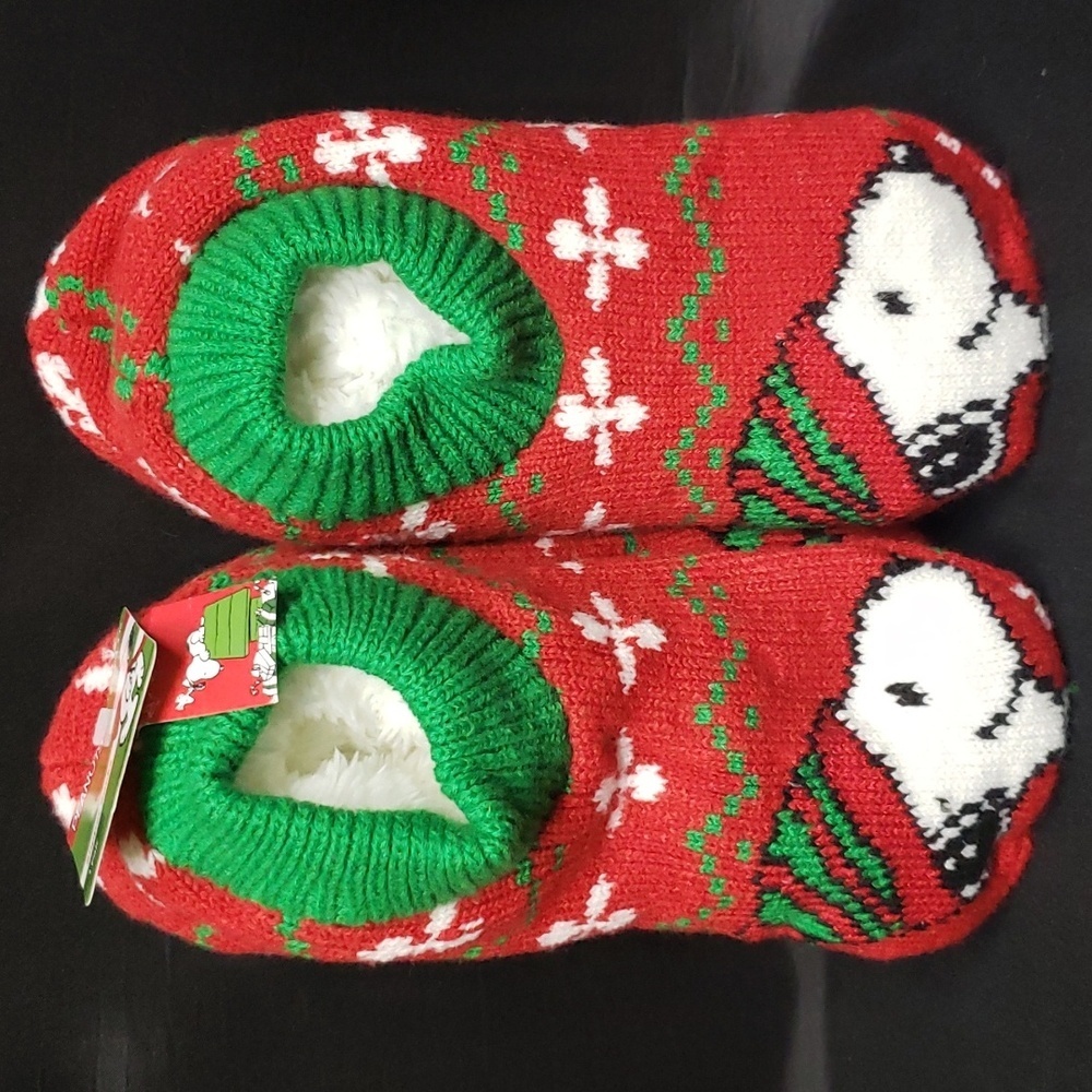 Peanuts NWT Snoopy Knit Design Stretch Plush Slipper/Socks, 4-10
